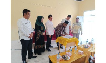 Serah Terima Jabatan Kepala SMK Negeri 1 Samatiga Berlangsung Khidmat
